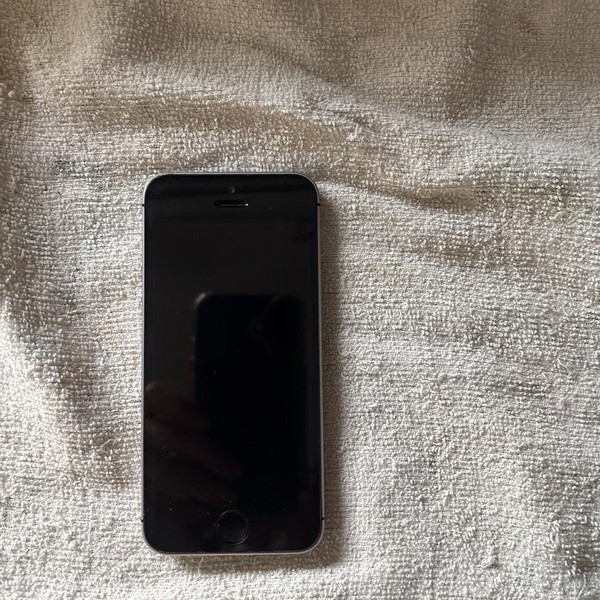 Apple iPhone SE 1st Gen 2016 - Verizon, 16 GB, Grey, A1662