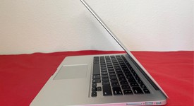 Good
													MacBook Air 2015 - 13" - Silver, 128 GB, 4 GB, photo 3 of 10