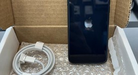 Mint
													Apple iPhone SE 3rd Gen 2022 - Unlocked, Midnight, 64 GB, A2595, photo 2 of 6