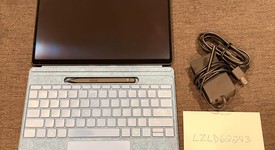 Mint
													Microsoft Surface Pro 11 - Black, 512 GB, 16 GB, photo 2 of 14