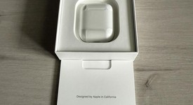 Used
													Apple AirPods 2nd Gen - Lightning Case, photo 2 of 8
