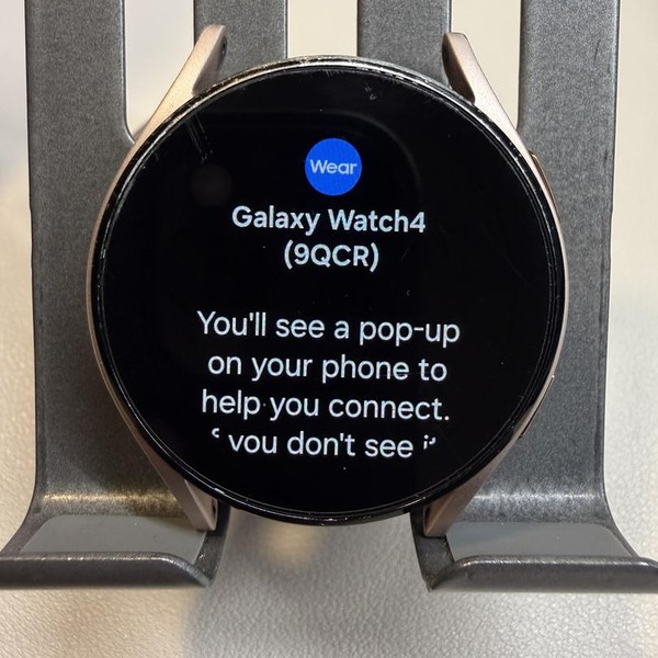 Samsung Galaxy Watch4 - Wi-Fi, Gold, 40mm