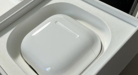 Used
													Apple AirPods 4th Gen - Active Noise Cancellation, photo 4 of 6