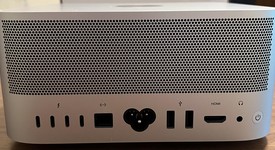 Mint
													Mac Studio 2022 - Apple M1 Max, 2 TB, 32 GB, 24 Core GPU, photo 4 of 6