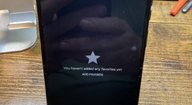 Good
													Motorola Razr (2023) - AT&T, Sage, 128 GB, 8 GB, photo 3 of 7