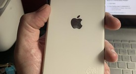 Fair
													Apple iPhone SE 3rd Gen 2022 - Unlocked, Starlight, 128 GB, A2595, photo 2 of 7