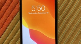 Good
													Apple iPhone 11 - AT&T, Green, 128 GB, A2111, photo 3 of 4