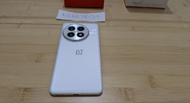 Mint
													OnePlus 13 - Unlocked, Arctic Dawn, 512 GB, 16 GB, photo 1 of 17