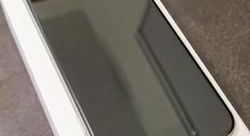 Mint
													Apple iPhone SE 2nd Gen 2020 - Unlocked, White, 64 GB, A2275, photo 6 of 6