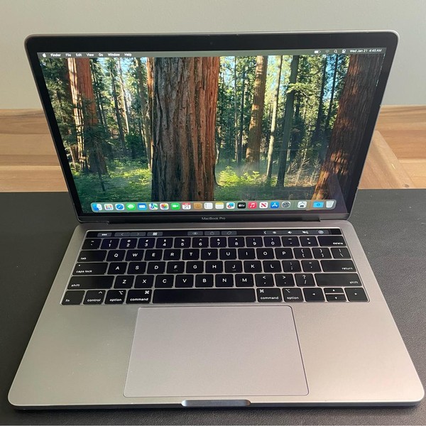 MacBook Pro 2019 - 13 inch - I5, Gray, 128 GB, 8 GB