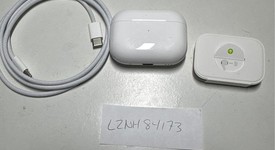 Used
													Apple AirPods Pro 2 - USB-C, photo 1 of 3