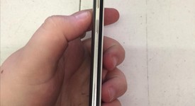 Good
													Samsung Galaxy S8 - Metro by T-Mobile, Silver, 64 GB, 4 GB, SM-G950U, photo 3 of 7