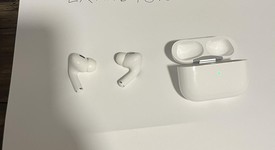 Used
													Apple AirPods Pro 2nd Gen - Lightning, photo 2 of 2
