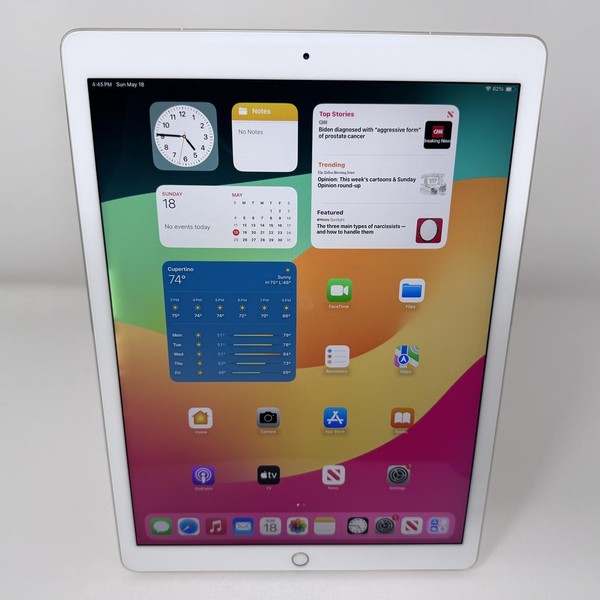 Apple iPad Pro 12.9 inch 2nd Gen 2017 - Unlocked, 64 GB, Gold