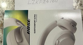 New
													Bose QuietComfort Ultra Headphones - White, photo 4 of 5