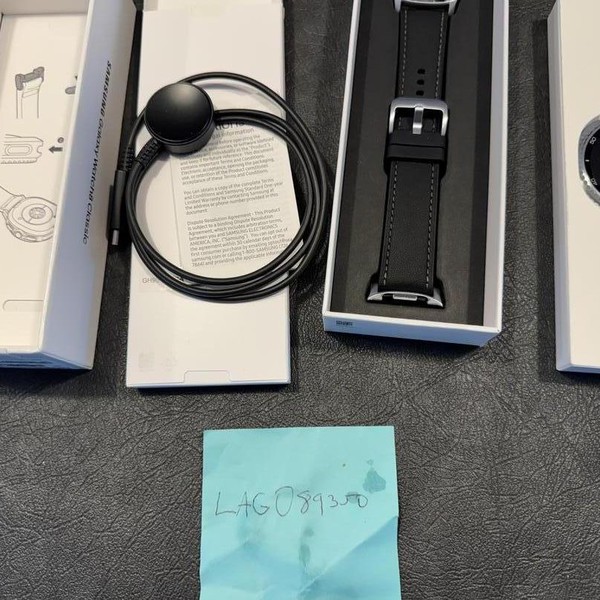 Samsung Galaxy Watch8 Classic - Wi-Fi, Black, SM-L500, 46mm
