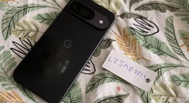 Good
													Google Pixel 9 - Unlocked, Obsidian, 128 GB, 12 GB, G2YBB, photo 3 of 10