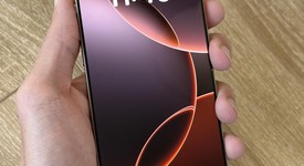 Good
													Apple iPhone 16 Pro - Unlocked, Desert, 128 GB, A3083, photo 4 of 5