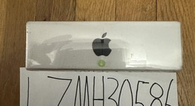 New
													Apple iPhone SE 2nd Gen 2020 - Unlocked, Black, 128 GB, A2275, photo 2 of 5