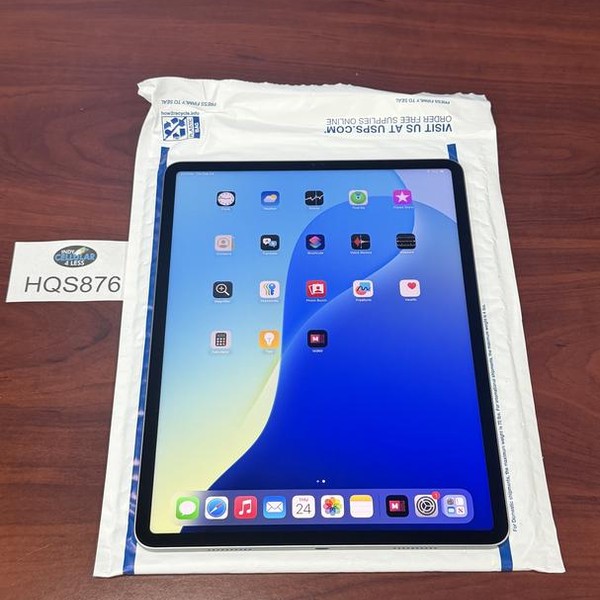 Apple iPad Pro 12.9 inch 6th Gen 2022 - Wi-Fi, 256 GB, Gray