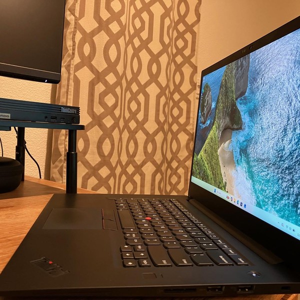 Lenovo ThinkPad X1 Extreme Laptop