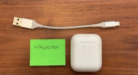 Used
													Apple AirPods 2nd Gen - Lightning Case, photo 1 of 5