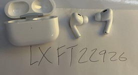 Used
													Apple AirPods Pro 2 - Lightning, photo 2 of 2