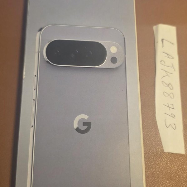 Google Pixel 10 Pro XL - Unlocked, 256 GB, Moonstone, GUL82