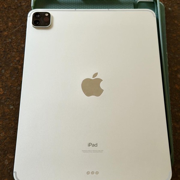 Apple iPad Pro 11 inch 3rd Gen 2021 - Unlocked, 2 TB, Silver