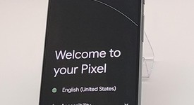 Good
													Google Pixel 8 - Unlocked, Hazel, 128 GB, 8 GB, G9BQD, Sub-6 5G, photo 3 of 4