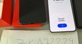 Mint
													OnePlus 13R - Unlocked, Astral Trail, 256 GB, 12 GB, photo 2 of 8