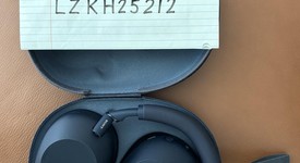 Used
													Sony WH-1000XM6 - Midnight Blue, photo 1 of 4