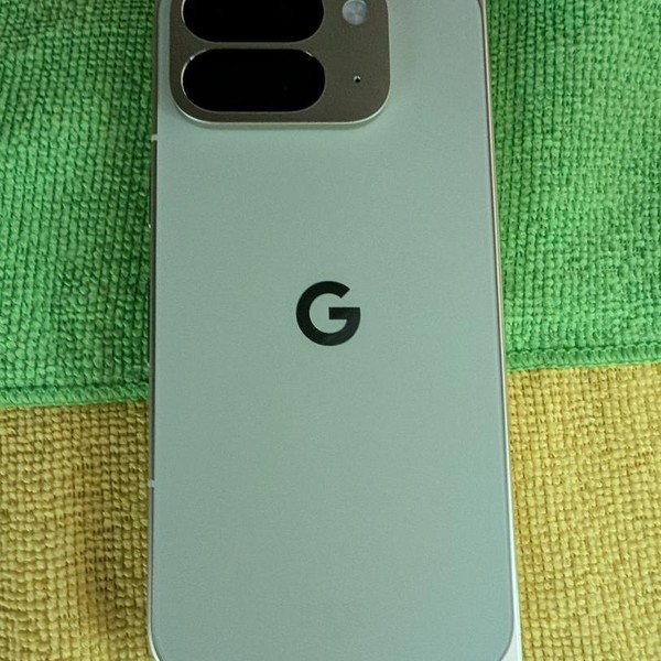 Google Pixel 10 Pro Fold - Unlocked, 256 GB, Jade, GU0NP