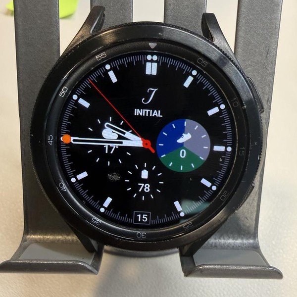 Samsung Galaxy Watch4 Classic - Unlocked, Black, 46mm