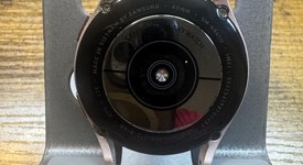 Good
													Samsung Galaxy Watch4 - Unlocked, Gold, 40mm, photo 4 of 6