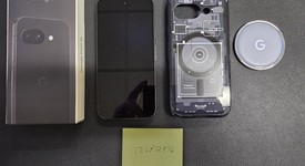 Mint
													Google Pixel 9a - Unlocked, Obsidian, 256 GB, 8 GB, photo 1 of 9