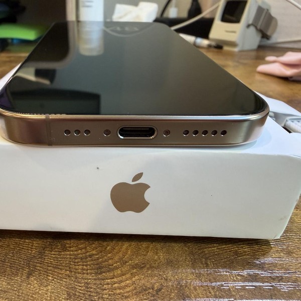 Apple iPhone 16 Pro - Unlocked, 256 GB, Desert, A3083