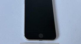 Good
													Apple iPhone SE 3rd Gen 2022 - Unlocked, Starlight, 64 GB, A2595, photo 2 of 8