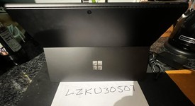 Good
													Microsoft Surface Pro 9 - Wi-Fi, I7, Graphite, 256 GB, 16 GB, Wi-Fi, photo 3 of 16