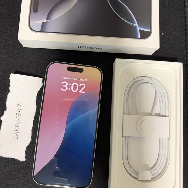 Apple iPhone 16 Pro - Unlocked, 128 GB, White, A3083