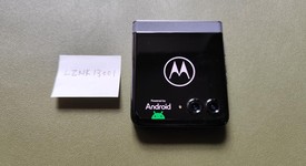 Mint
													Motorola Razr (2024) - Unlocked, Gray, 256 GB, 8 GB, photo 6 of 6