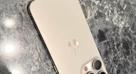 Good
													Apple iPhone 15 Pro - Unlocked, Natural, 128 GB, A2848, photo 4 of 8