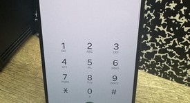 Mint
													Samsung Galaxy S22 - Unlocked, Black, 256 GB, 8 GB, SM-S901U1, photo 5 of 6