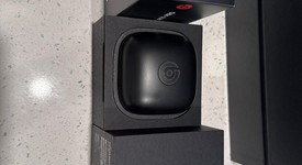 Used
													Beats Powerbeats Pro - Black, photo 2 of 2