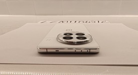 Mint
													OnePlus 13 - Unlocked, Arctic Dawn, 512 GB, 16 GB, photo 4 of 15