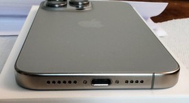 Mint
													Apple iPhone 15 Pro Max - Unlocked, Natural, 256 GB, A2849, photo 3 of 8