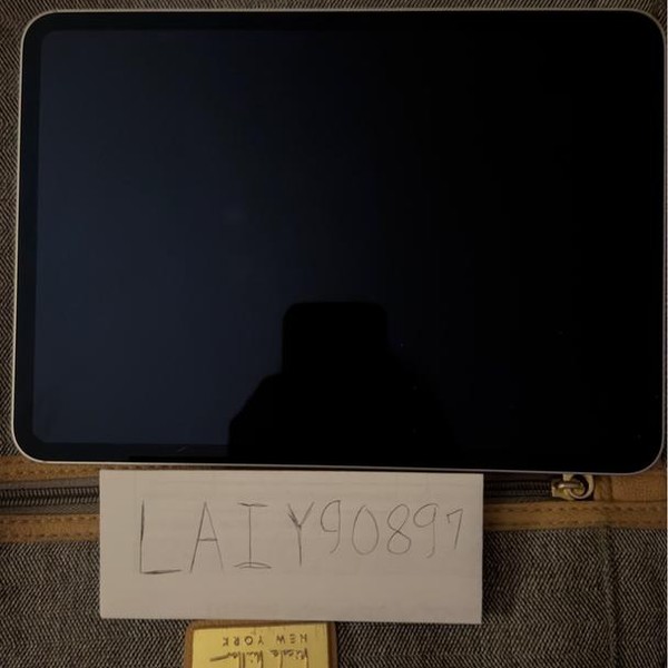 Apple iPad Pro 11 inch (M4) 2024 - Wi-Fi, 256 GB, Silver, 8 GB, A2836, Standard Glass