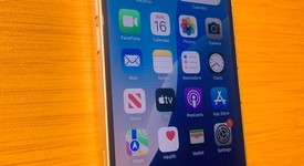 Good
													Apple iPhone 13 - Xfinity, Starlight, 256 GB, A2482, photo 5 of 8