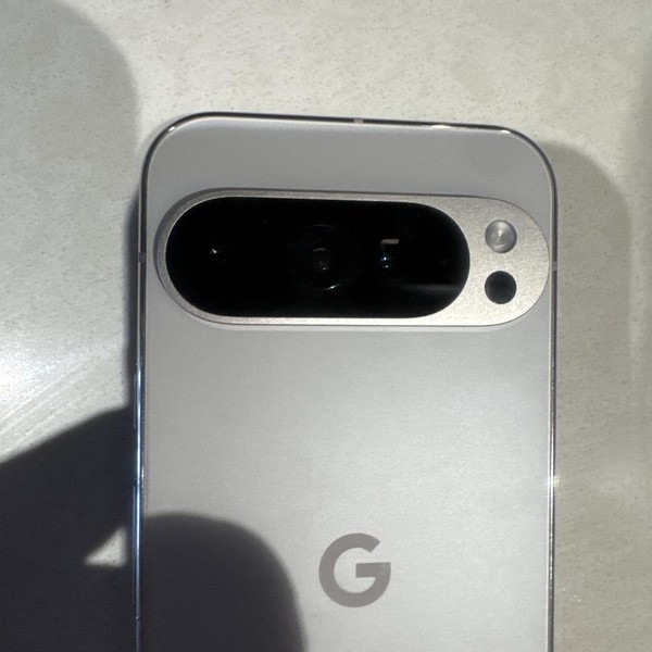 Google Pixel 9 Pro - Verizon, 128 GB, Porcelain, 16 GB, GR83Y