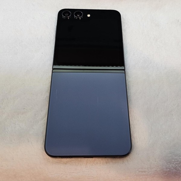 Samsung Galaxy Z Flip5 - Unlocked, Blue, 512 GB, 8 GB, SM-F731U1